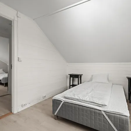 Spacious 5-bedroom In *
